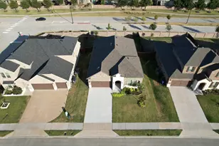 1405 Xeresa Dr, Little Elm, TX 75068 - Photo 2