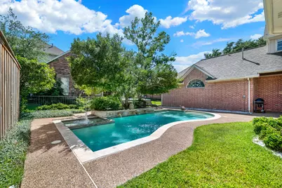 5404 Glenshire Drive, Plano, TX 75093 - Photo 2