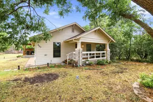 407 E Bois D Arc St, Leonard, TX 75452 - Photo 2
