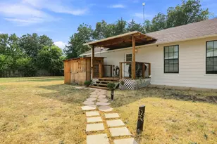 407 E Bois D Arc St, Leonard, TX 75452 - Photo 22