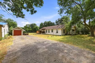 407 E Bois D Arc St, Leonard, TX 75452 - Photo 24