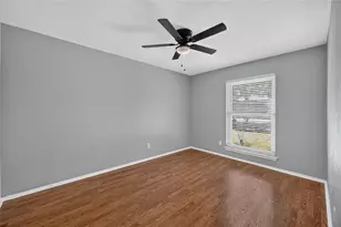 2760 Hollandale Ln, Farmers Branch, TX 75234 - Photo 22