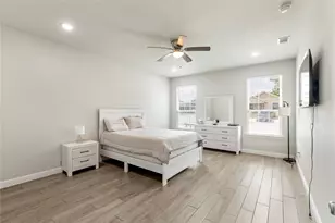 105 Lamar St, Hillsboro, TX 76645 - Photo 10