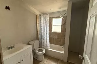 711 Kerley St, Denton, TX 76205 - Photo 4