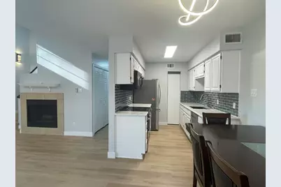 332 W Harwood Road #B, Hurst, TX 76054 - Photo 8