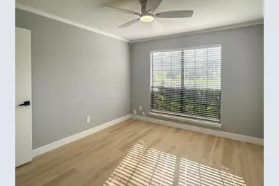 332 W Harwood Road #B, Hurst, TX 76054 - Photo 18