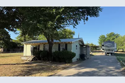 3010 W Highway 114, Paradise, TX 76073 - Photo 1