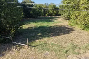 1712 S Sam Houston Rd, Mesquite, TX 75149 - Photo 1