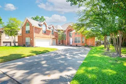 909 Hills Creek Drive, McKinney, TX 75072 - Photo 2