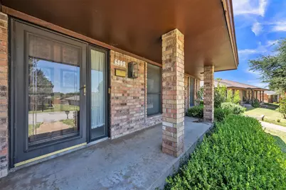 6808 Winchester Court, Fort Worth, TX 76133 - Photo 4