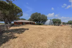 805 S Swanson Rd, Mineral Wells, TX 76067 - Photo 24