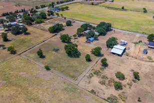 805 S Swanson Rd, Mineral Wells, TX 76067 - Photo 30