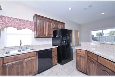 5300 Britton Ridge Lane, Fort Worth, TX 76179 - Photo 4