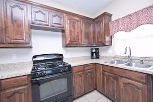 5300 Britton Ridge Ln, Fort Worth, TX 76179 - Photo 8