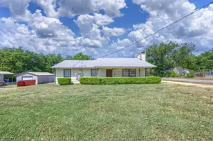 303 Georgia Ave, Anna, TX 75409 - Photo 2