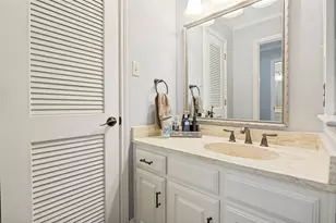 2401 Radcliffe Dr, Arlington, TX 76012 - Photo 18