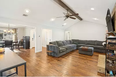2401 Radcliffe Drive, Arlington, TX 76012 - Photo 10