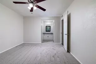 3615 Ravenhill Ln, Arlington, TX 76016 - Photo 28