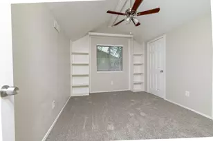 3615 Ravenhill Ln, Arlington, TX 76016 - Photo 36