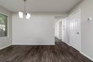 3615 Ravenhill Ln, Arlington, TX 76016 - Photo 16