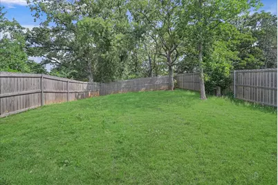 501 E Day Street, Denison, TX 75021 - Photo 26