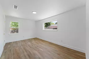 3347 Royal Ln, Dallas, TX 75229 - Photo 16