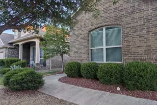 5933 Comanche Peak Dr, Fort Worth, TX 76179 - Photo 2
