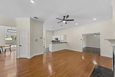 1064 The Meadows Parkway, DeSoto, TX 75115 - Photo 14