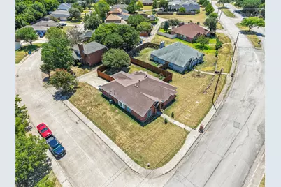 1064 The Meadows Parkway, DeSoto, TX 75115 - Photo 40