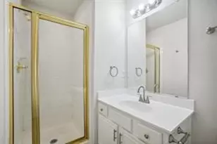 2215 Hunters Run Dr, Dallas, TX 75232 - Photo 6