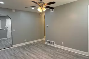 2507 Normont Cir, Fort Worth, TX 76103 - Photo 2