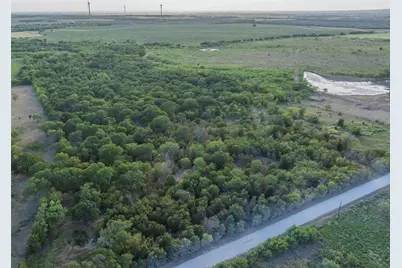 295 Hcr 3240, Mount Calm, TX 76673 - Photo 2