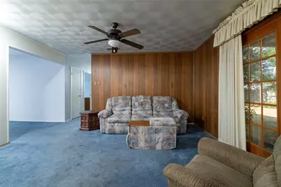 3605 Pleasant Run Road, Irving, TX 75062 - Photo 16