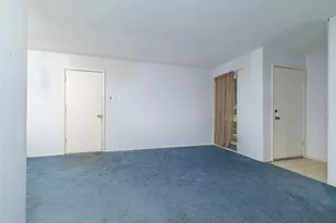 3605 Pleasant Run Rd, Irving, TX 75062 - Photo 10
