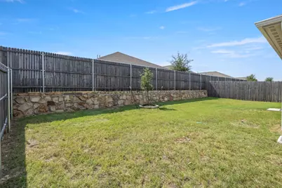 11807 Marcellus Way, Justin, TX 76247 - Photo 26