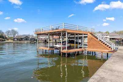 210 Hide A Way Drive, Mabank, TX 75156 - Photo 8