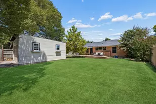 9077 Longmont Dr, Dallas, TX 75238 - Photo 26