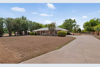 105 Prairie Creek Road, Red Oak, TX 75154 - Photo 2