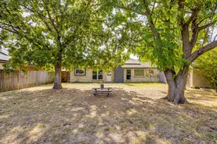 6411 Brooklawn Dr, Arlington, TX 76018 - Photo 38