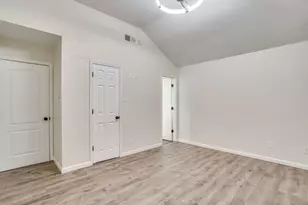 6411 Brooklawn Dr, Arlington, TX 76018 - Photo 18