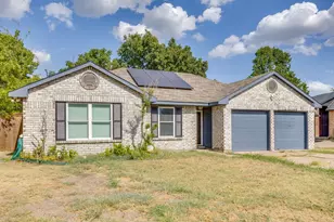 6411 Brooklawn Dr, Arlington, TX 76018 - Photo 2