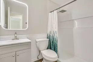 6411 Brooklawn Dr, Arlington, TX 76018 - Photo 32