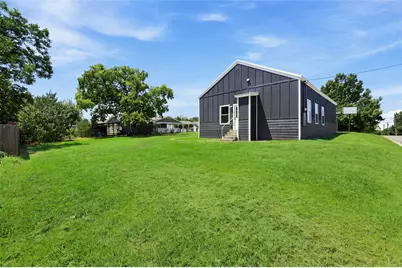 214 D Street, Whitesboro, TX 76273 - Photo 30