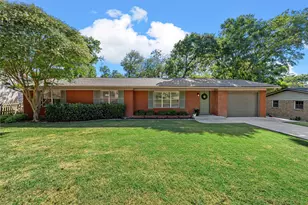 2330 Oak Cliff Dr, Waco, TX 76710 - Photo 2