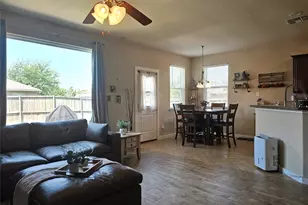 1017 Meadow Green Ct, Princeton, TX 75407 - Photo 16