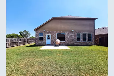 1017 Meadow Green Court, Princeton, TX 75407 - Photo 6