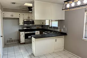 3406 NE 11th St, Mineral Wells, TX 76067 - Photo 8
