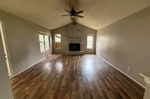 3406 NE 11th St, Mineral Wells, TX 76067 - Photo 4