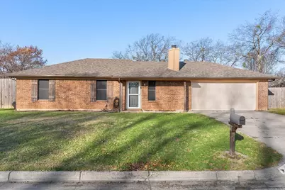 432 Post Oak Lane, Burleson, TX 76028 - Photo 2