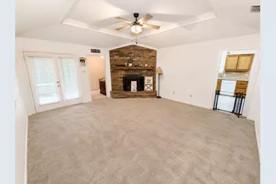 200 Lakewood Drive, Longview, TX 75604 - Photo 2